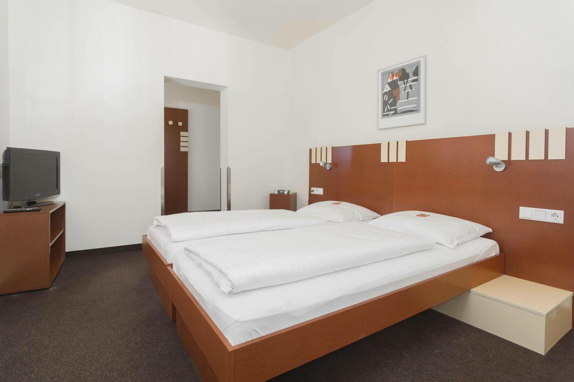 Hotel Daspaul Nuremberg Bagian luar foto